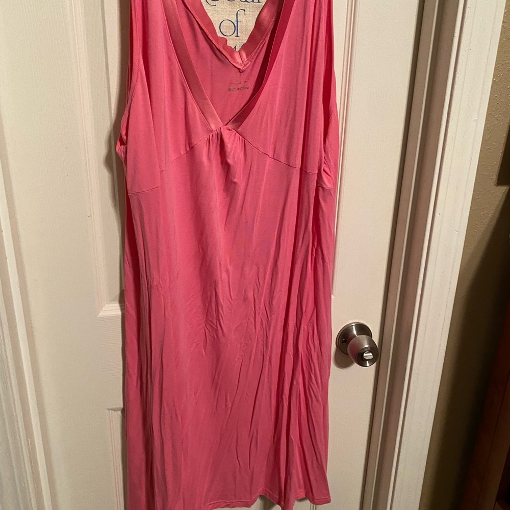 Pink Sleeveless Nightgown.